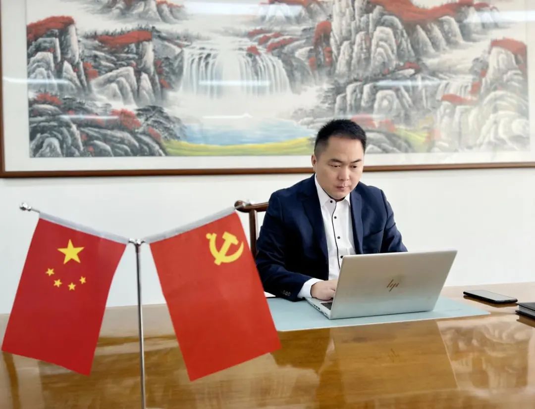 E啟?致未來丨江蘇省“雙創(chuàng)人才”、宿遷市領(lǐng)軍人才徐偉：酌水知源，詮釋企業(yè)家風(fēng)范——中山大學(xué)管理學(xué)院EMBA二十周年校友系列專訪