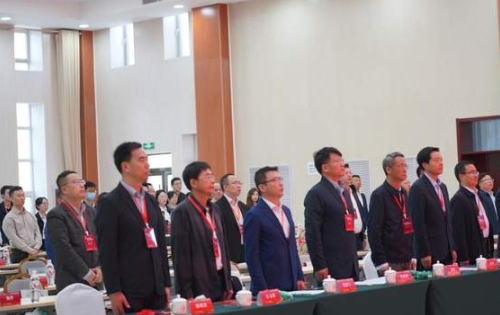 蘭州財(cái)經(jīng)大學(xué)校友會MBA分會第一屆年會暨企業(yè)家論壇在蘭州召開