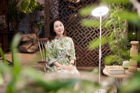 PHBS斜杠青年丨胡穎：既快又慢，互聯(lián)網(wǎng)大廠人的“花式”人生