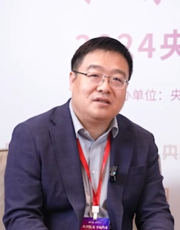 張國(guó)興